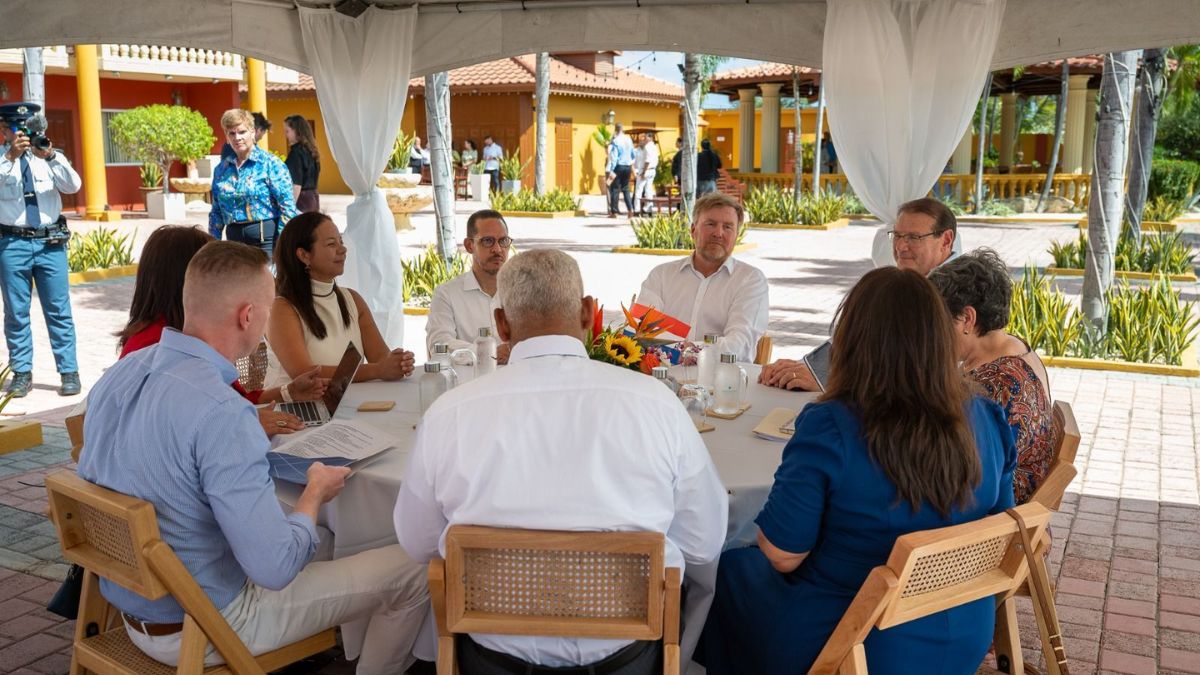 Aruba, un país que ha duplicado su población, discute impacto ...